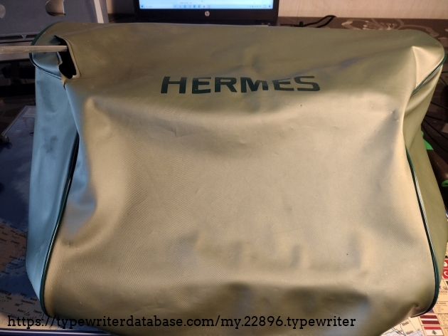 Hermes dust cover.
