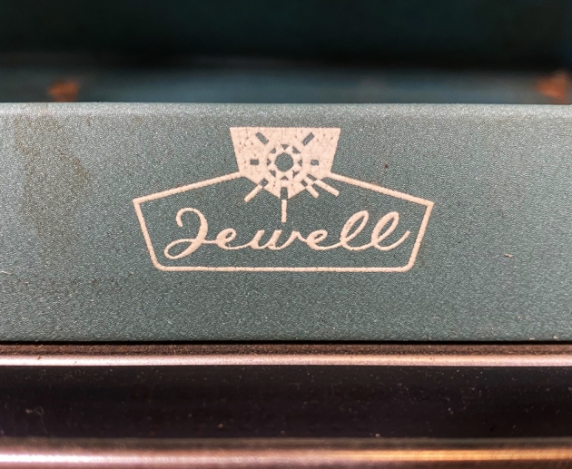 Underwood "Jewell" from the model logo on the top...