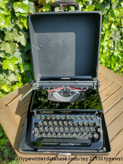 Typewriter in its case