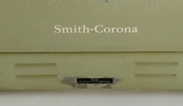 Smith Corona 'Sterling" from the back...(detail)