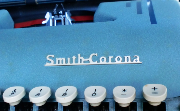 Smith Corona "Silent Super" from the maker logo on the front...