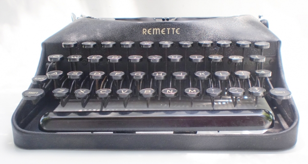 Remington "Remette" from the  front...