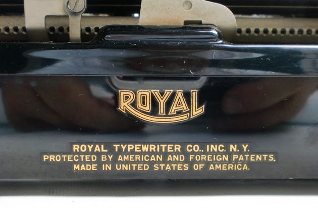 Royal "O" from the maker logo on the back...