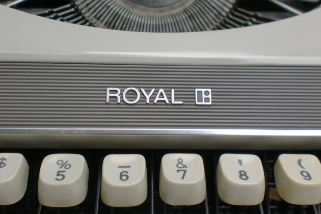 Royal "Mercury" from the maker logo on the front...