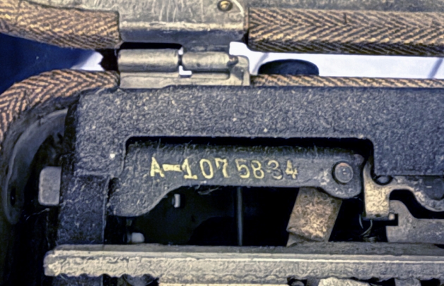 Royal "Quiet De Luxe" serial number ...