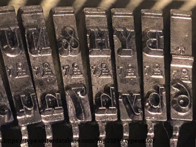 Manufacturer's marks on typeslugs