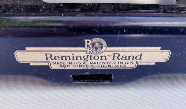 Remington "Model 5" from the maker logo on the back...