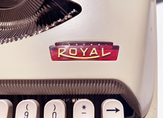 Royal "Royalite" from the maker logo on the top...