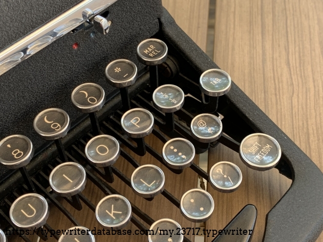 Royal would effect several small changes to its keyboards in 1940 that make these '39s unique. The large round shift keys would become rectangular, and the tab key and margin release would swap places.