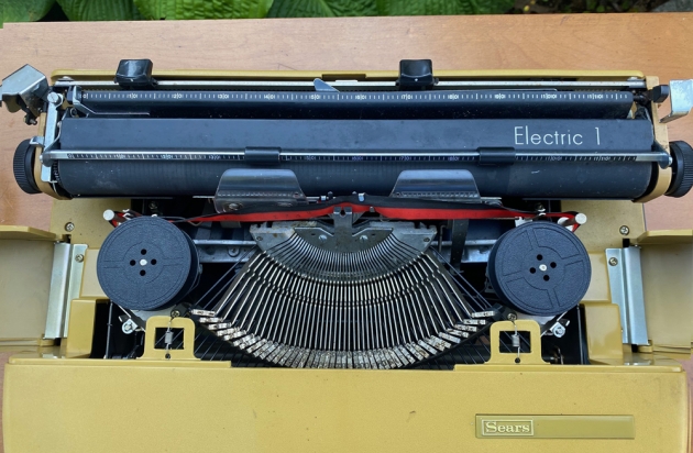 Sears "Electric 1" from under the hood...