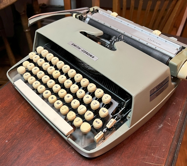 Skelotypewriter finished...front right Skelotypewriter finished...front right