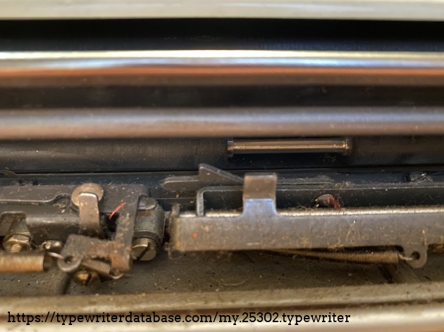 The hook that keep the carriage in position The hook that keep the carriage in position