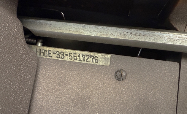 Royal "HH" serial number location... (D stands for decimal tabulator.) Royal "HH" serial number location... (D stands for decimal tabulator.)