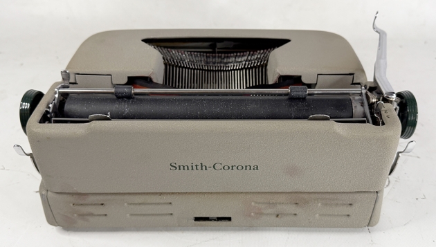 Smith Corona "Clipper" from the back...