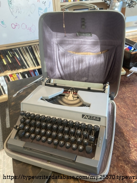 Aztec model 14 in carrying case. Aztec model 14 in carrying case.