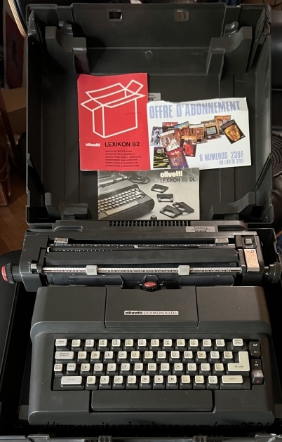 Machine as acquired from estate of H. Mel, before restoration. Instructions for use has a publication date of 8/76 Machine as acquired from estate of H. Mel, before restoration. Instructions for use has a publication date of 8/76
