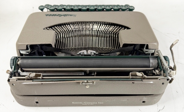 Smith Corona "Skyriter" from the back... Smith Corona "Skyriter" from the back...