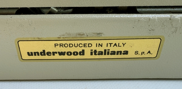 Underwood "18" from the back, detail... Underwood "18" from the back, detail...