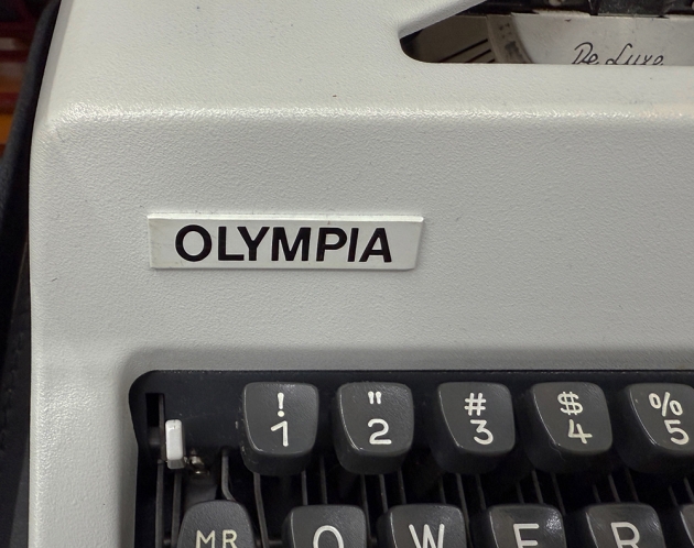 Olympia "SM9" from the maker logo...
