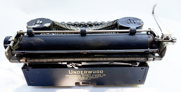 Underwood "Universal" from the back...
