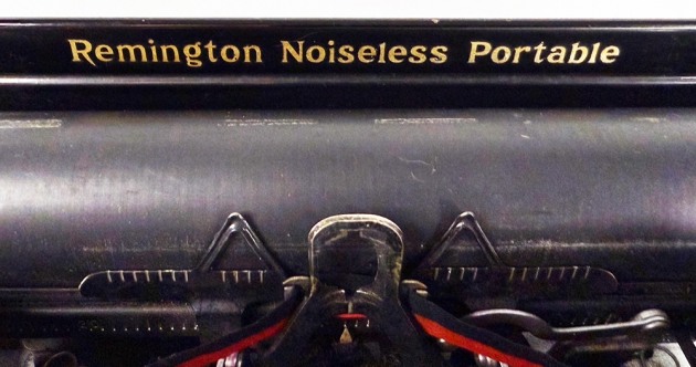Remington "Noiseless Portable" from the maker/model logo on the top...