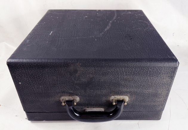 Remington "Deluxe Model 5" travel case... Remington "Deluxe Model 5" travel case...