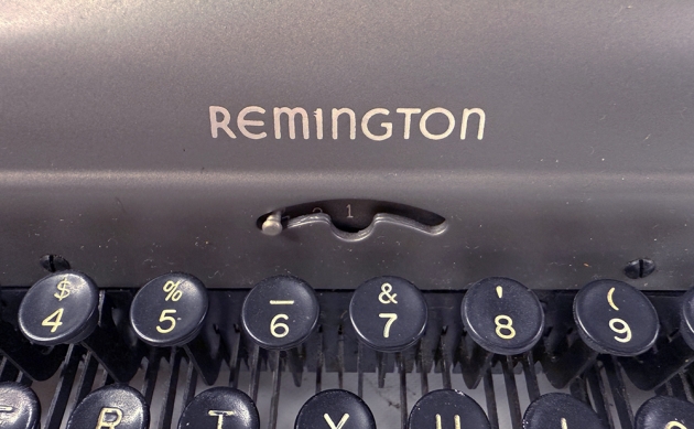 Remington "Deluxe Model 5" from the maker logo on the front... Remington "Deluxe Model 5" from the maker logo on the front...