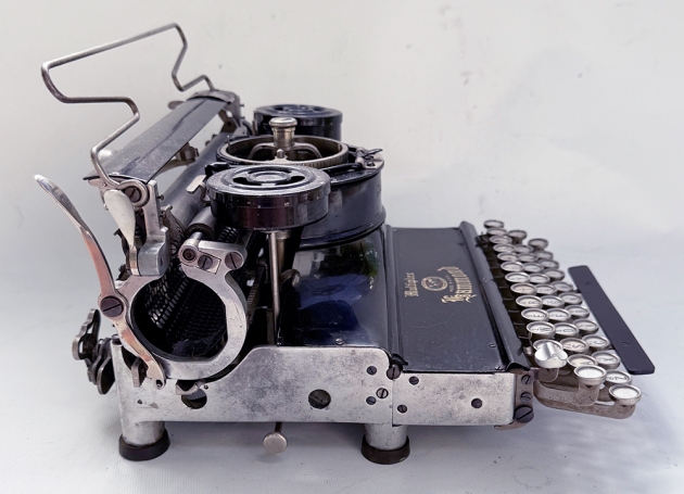 "Multiplex Folding" from the left side...