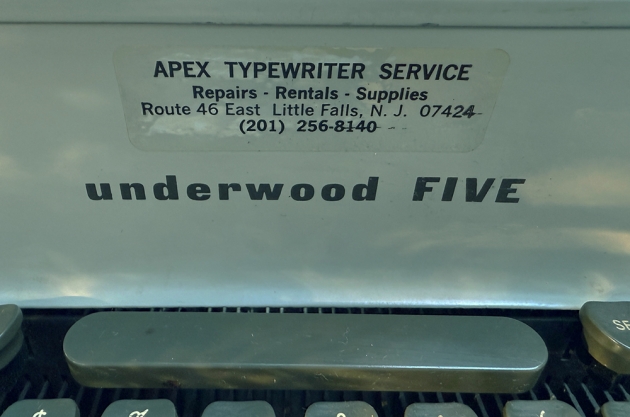 Underwood "Touchmaster Five" from the logo on the front...