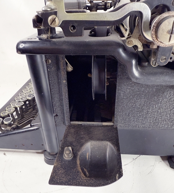 Remington "Standard No 16" from the right side, detail...