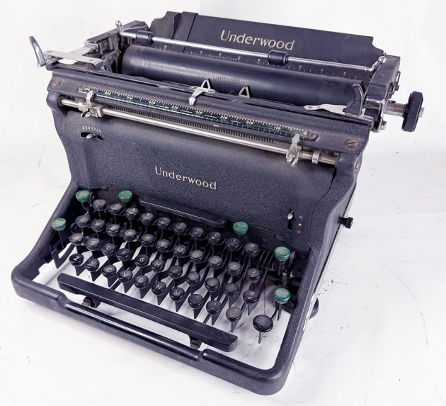 Underwood "SS" from the right side, 3/4 view...