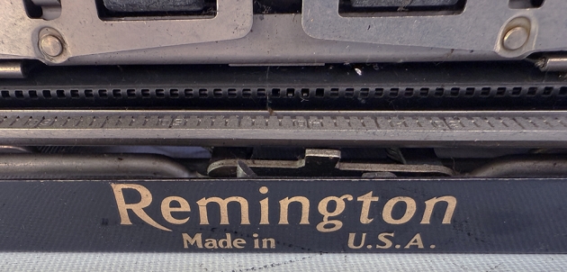 Remington "Portable 5" from the maker logo on the back...