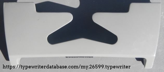 The distinctive curves of the Consul 224/225 ribbon cover.