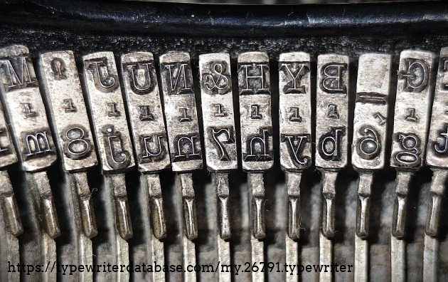 Typebars with "1" foundry marks (=pica).