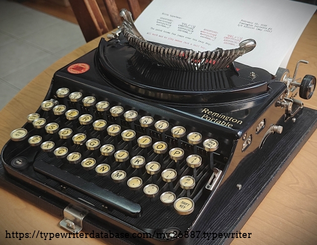 Right quadrant view with paper inserted.