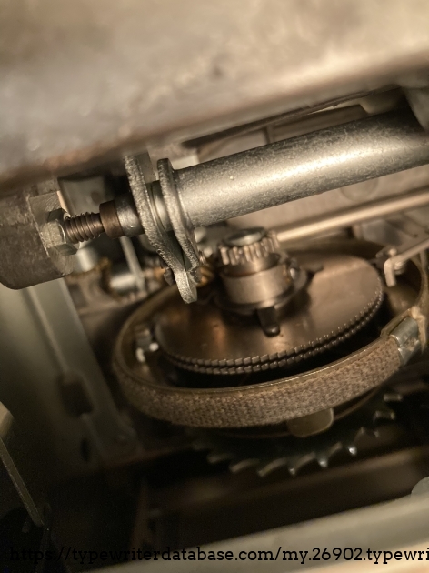 how do you adjust the tension on that three pronged spring?