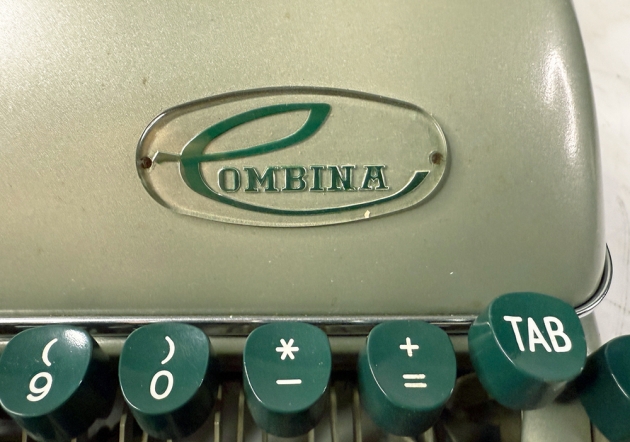 Groma "Combina" from the model logo on the front...