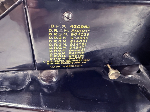 Bing "2" from the right, patent info. detail...