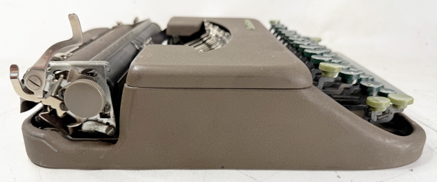 Smith Corona "Skyriter" from the left side...