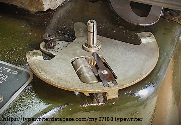 Spring drum mount close-up