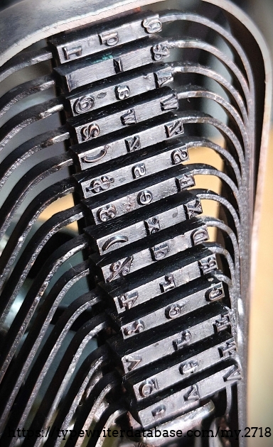 Left typebars close-up.