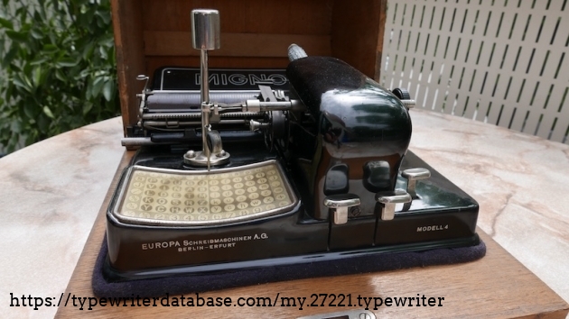 Three keys in fact: Left key is Space, middle key is type, right key is backspace.