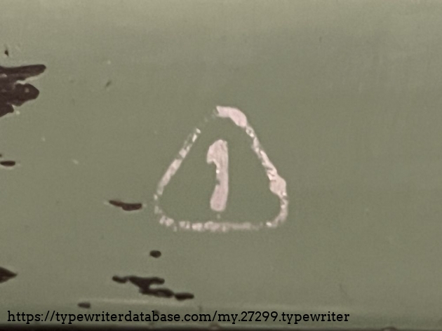 Detail: Seal of quality of the German Democratic Republic: Quality grade 1 for good quality (products that met the average of the world market) dt.: G&uuml;tezeichen der DDR: G&uuml;teklasse 1 f&uuml;r gute Qualit&auml;t (Erzeugnisse, die dem Durchschnitt des Weltmarktes entsprachen)