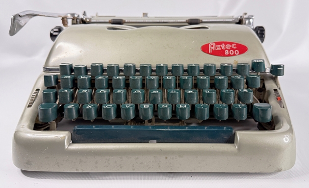 Aztec (Groma) "800" from the front...