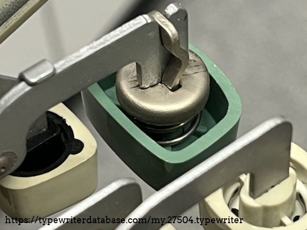 Detail: spring borne shift keys