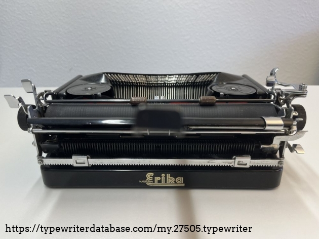 View: rear, paper support unfolded