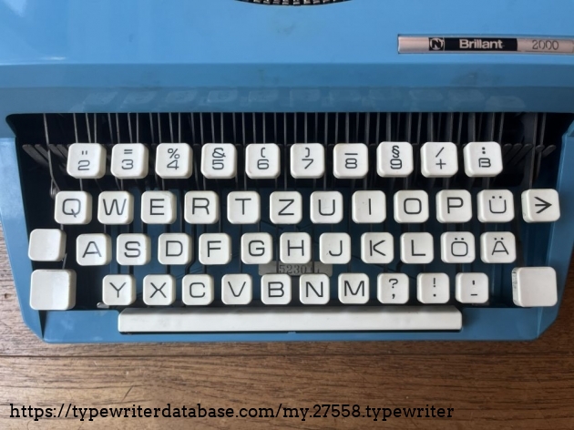 Detail: German keyboard layout (with special letters: &auml;, &ouml;, &uuml;, &szlig;)