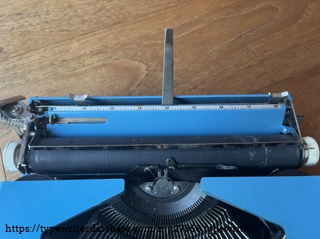 Detail: paper support