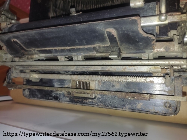 Margins and tabulator system. A single mobile tab