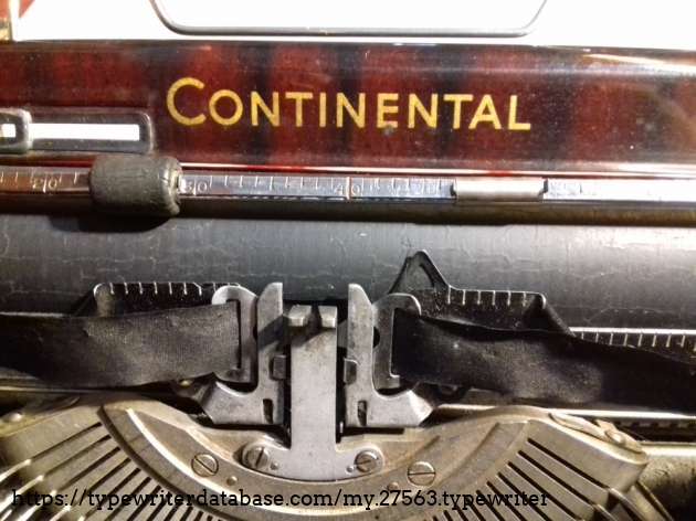 The other rubber roller was cracked and dismantled during shipping